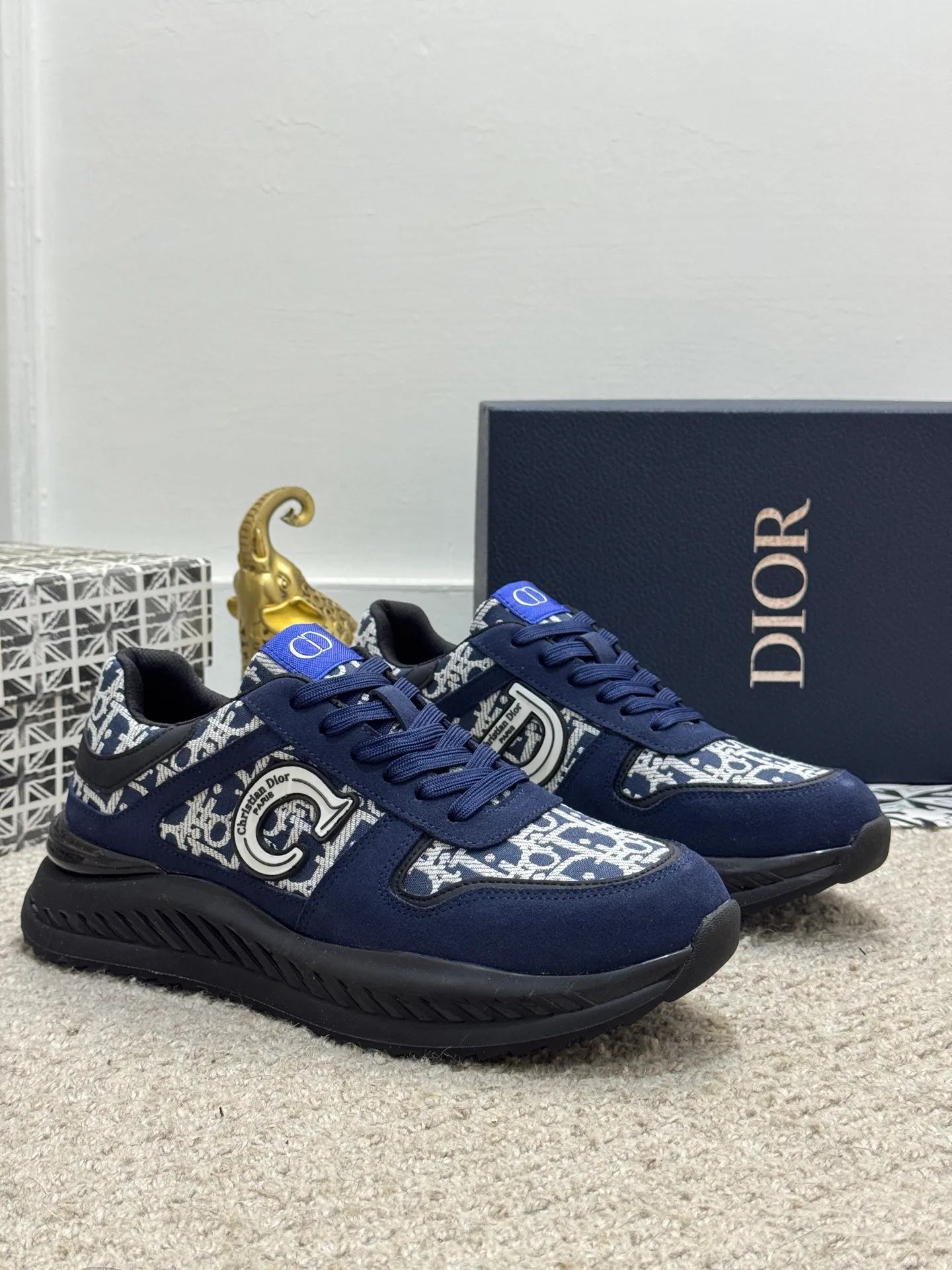 Men's men's shoes 💰440 [New model] 🐞🐞Top original - Dior 🆕 Low-top B02 casual sports shoes, carefully made of first-layer cowhide with canvas, comfortable and breathable ~ rubber soles, enhance style. Fashionable and versatile, it can complement any look. Featuring an exquisite design that is uniquely dynamic and modern, this shoe is part of Dior's legacy and embodies modern elegance. Size: 38-44 (45 customized
